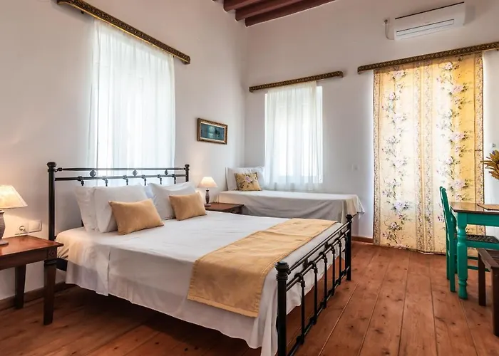 Antigoni's Bay House * Adamantas