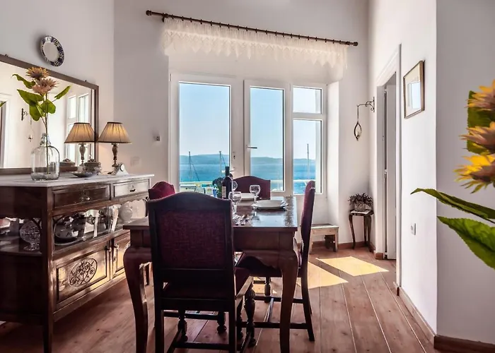 Antigoni's Bay House Feriehus