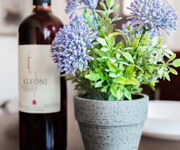 Antigoni's Bay House Adamantas (Milos)