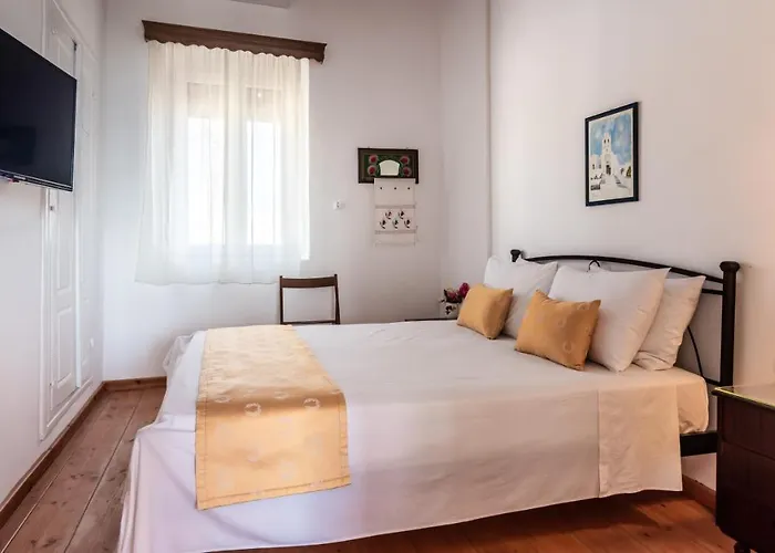 Antigoni's Bay House Adamantas (Milos)